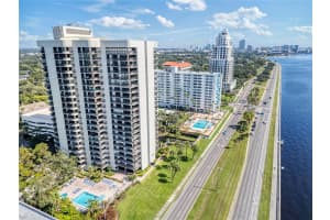 2413 BAYSHORE BOULEVARD, TAMPA, FL 33629 Sold 09/30/25