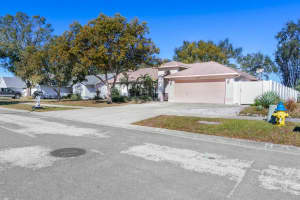 10215 EVENING TRAIL DRIVE, RIVERVIEW, FL 33569 Sold 05/13/25