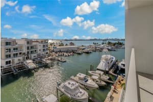 920 OSCEOLA AVENUE, CLEARWATER, FL 33755 Sold 10/08/25