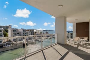 920 OSCEOLA AVENUE, CLEARWATER, FL 33755 Sold 10/08/25