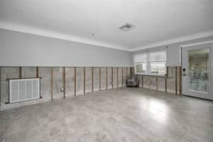 176 175TH AVENUE, REDINGTON SHORES, FL 33708 Sold 03/24/25