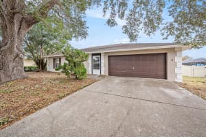 188 HAMMOCK DRIVE, PALM HARBOR, FL 34683 Sold 02/12/25