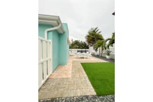 17594 1ST STREET, REDINGTON SHORES, FL 33708 Sold 04/11/25