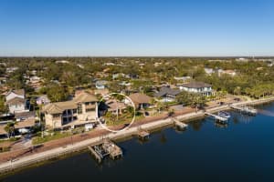 2834 COFFEE POT BOULEVARD, ST PETERSBURG, FL 33704 Sold 07/31/25