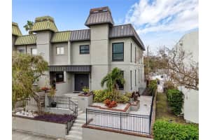 162 E Davis Blvd, TAMPA