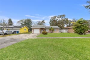 2846 STATE ROAD 590, CLEARWATER, FL 33759 Sold 04/17/25
