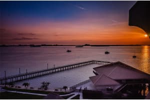 632 EDGEWATER DRIVE, DUNEDIN, FL 34698 Sold 07/09/25