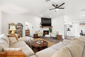 11468 102ND COURT, SEMINOLE, FL 33778 Sold 03/27/25