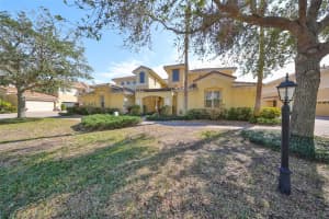 1356 EMERALD DUNES DRIVE, SUN CITY CENTER, FL 33573 Sold 04/10/25