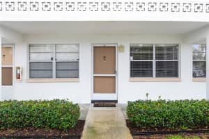 1000 79th Ave N #102, ST PETERSBURG