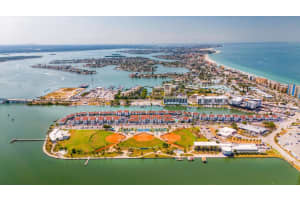 380 MEDALLION BOULEVARD, MADEIRA BEACH, FL 33708 Sold 03/04/25