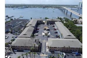 411 N Halifax Ave #104, DAYTONA BEACH