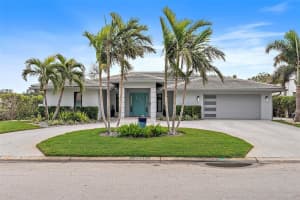 2066 ILLINOIS AVENUE, ST PETERSBURG, FL 33703 Sold 04/17/25