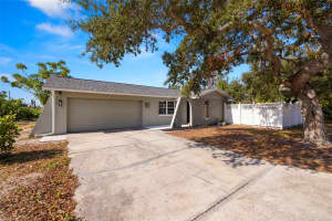 801 54TH AVENUE, ST PETERSBURG, FL 33705 Sold 03/11/25