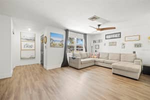 801 54TH AVENUE, ST PETERSBURG, FL 33705 Sold 03/11/25