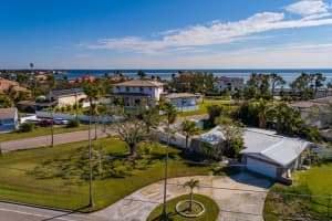 4317 OVERLOOK DRIVE, ST PETERSBURG, FL 33703 Sold 04/04/25