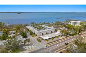 1101 VICTORIA DRIVE, DUNEDIN, FL 34698 Sold 04/21/25