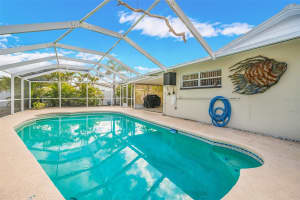 8404 QUARTZ PLACE, TAMPA, FL 33615 Sold 02/17/25