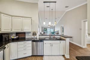 7500 SUNSHINE SKYWAY LANE, ST PETERSBURG, FL 33711 Sold 04/08/25