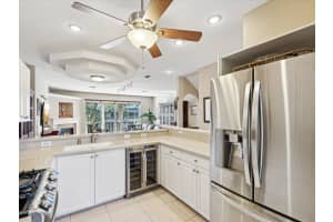 2644 MICHAEL PLACE, DUNEDIN, FL 34698 Sold 03/31/25