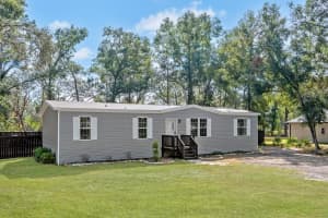 8030 173RD PLACE, FANNING SPRINGS, FL 32693 Sold 05/27/25