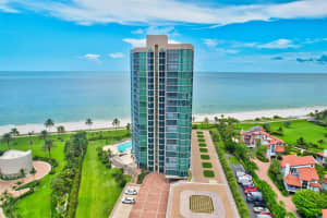 4651 GULF SHORE BOULEVARD, NAPLES, FL 34103 Sold 07/08/25