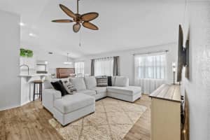 8190 WESTMONT AVENUE, LAKELAND, FL 33810 Sold 03/12/25