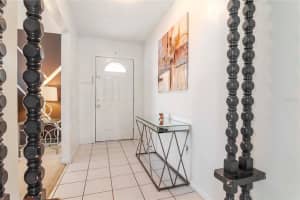 7028 OAKVIEW CIRCLE, TAMPA, FL 33634 Sold 03/31/25
