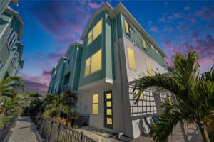 2819 1st Ave S, ST PETERSBURG