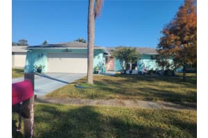 1279 Dinnerbell Ln E, DUNEDIN