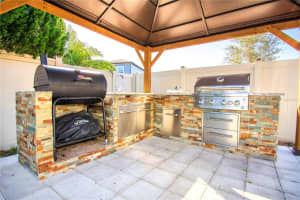 7932 PELICAN REED CIRCLE, WESLEY CHAPEL, FL 33545 Sold 04/03/25