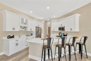 5212 SUNNYDALE CIRCLE, SARASOTA, FL 34233 Sold 02/10/25
