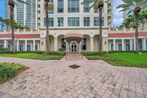100 BEACH DRIVE, ST PETERSBURG, FL 33701 Sold 03/04/25
