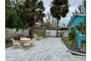2827 MIRIAM STREET, GULFPORT, FL 33711 Sold 04/21/25