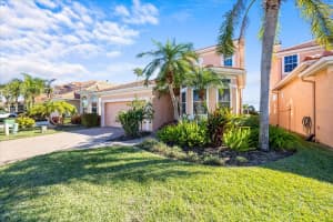 1613 SAND KEY ESTATES COURT, CLEARWATER, FL 33767 Sold 07/03/25