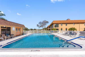 10172 SEMINOLE ISLAND DRIVE, LARGO, FL 33773 Sold 04/04/25