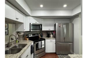 3053 OVERLOOK PLACE, CLEARWATER, FL 33760 - MLS#MFRTB8340000
