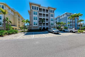 380 ARUBA CIRCLE, BRADENTON, FL 34209 Sold 05/23/25