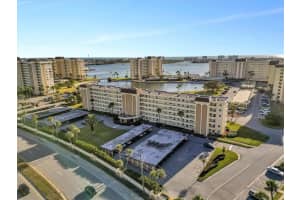 4650 COVE CIRCLE, ST PETERSBURG, FL 33708 Sold 02/19/25