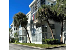 100 WAVERLY WAY, CLEARWATER, FL 33756 Sold 05/12/25
