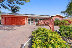 5166 39th St S, ST PETERSBURG