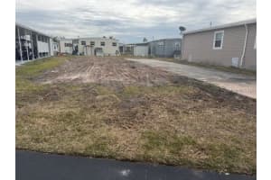 636 MOUNT PINEY AVENUE, ST PETERSBURG, FL 33702 - MLS#MFRTB8340360