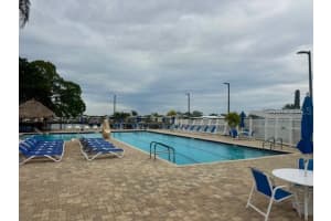 636 MOUNT PINEY AVENUE, ST PETERSBURG, FL 33702 - MLS#MFRTB8340360