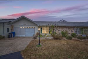 1207 Eastloch Ct, SUN CITY CENTER