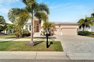 705 PINCKNEY DRIVE, APOLLO BEACH, FL 33572 Sold 06/13/25