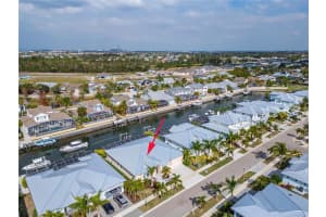 705 PINCKNEY DRIVE, APOLLO BEACH, FL 33572 Sold 06/13/25