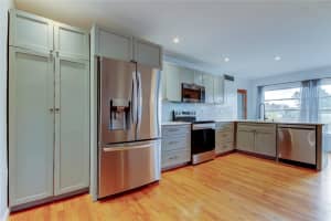 4059 BENSON AVENUE, ST PETERSBURG, FL 33713 Sold 04/02/25