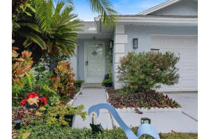 3104 ASHWOOD LANE, SAFETY HARBOR, FL 34695 Sold 02/28/25