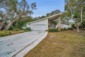 419 WAYFARER COURT, TARPON SPRINGS, FL 34689 Sold 03/13/25