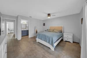 260 WINTER RIDGE BOULEVARD, WINTER HAVEN, FL 33881 Sold 04/03/25